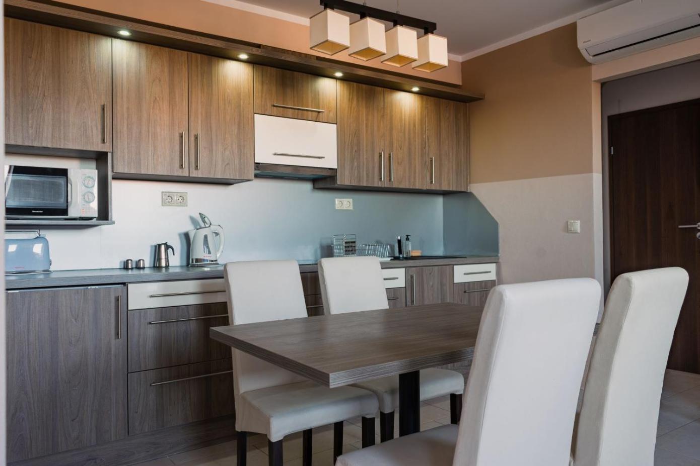 Zafir Apartman Sárvár Exterior foto
