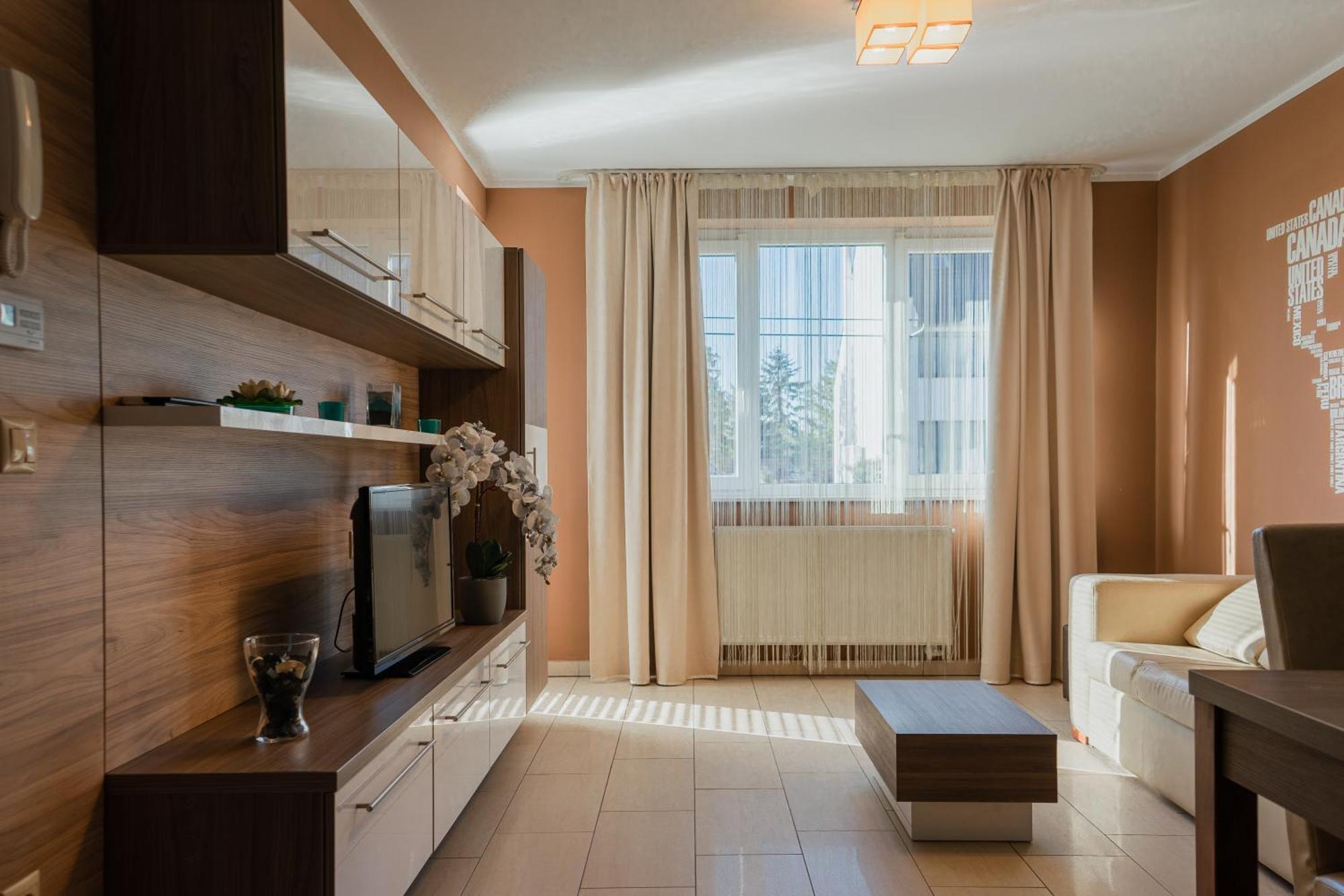 Zafir Apartman Sárvár Exterior foto