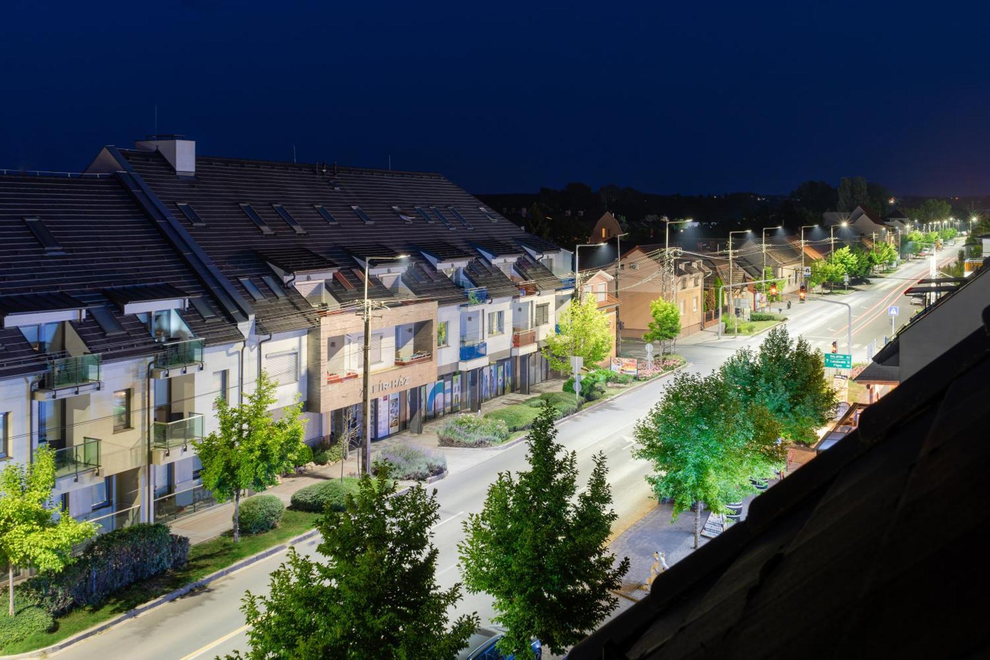Zafir Apartman Sárvár Exterior foto