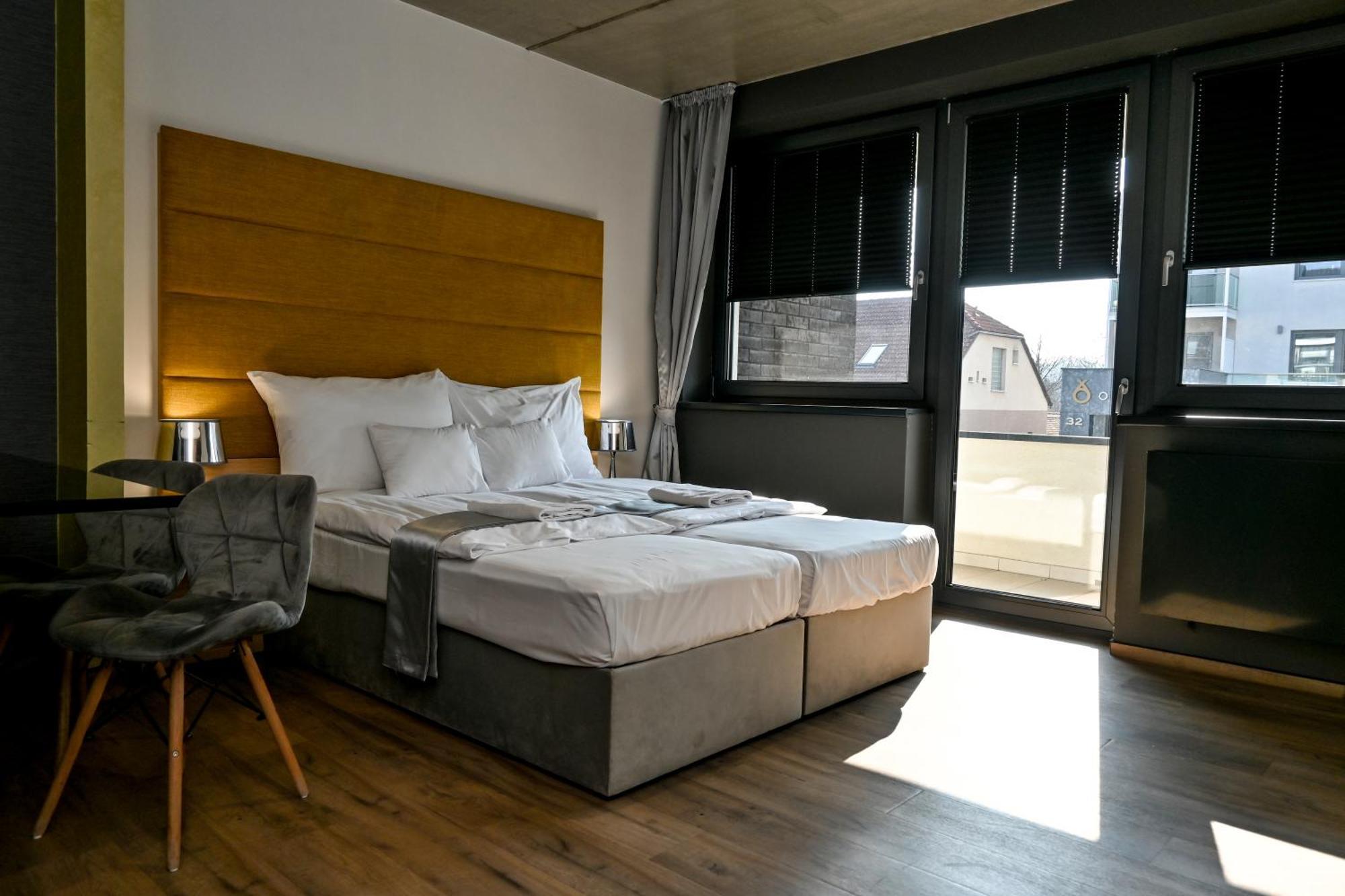 Zafir Apartman Sárvár Exterior foto
